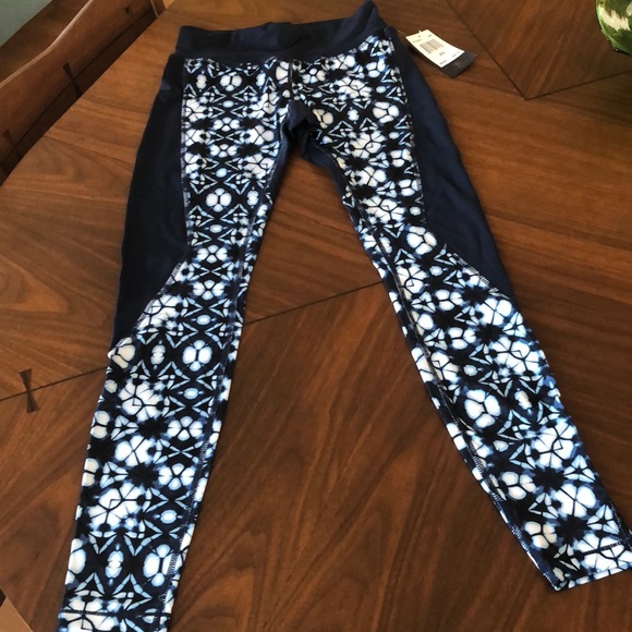 Pink Lotus Yoga Top Size S & Yoga Pant Size XS NWT - Picture 3 of 3